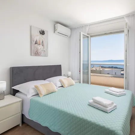 Appartamento Adriatico - Sea View With Garage Makarska