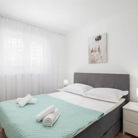 Adriatico - Sea View With Garage Appartement