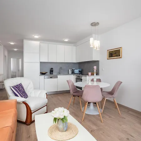 Adriatico - Sea View With Garage Appartement Makarska