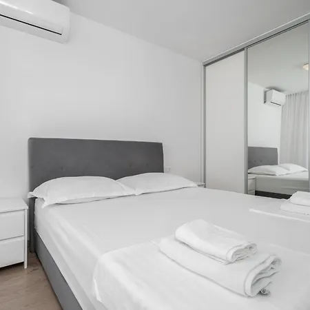 Adriatico - Sea View With Garage Appartement